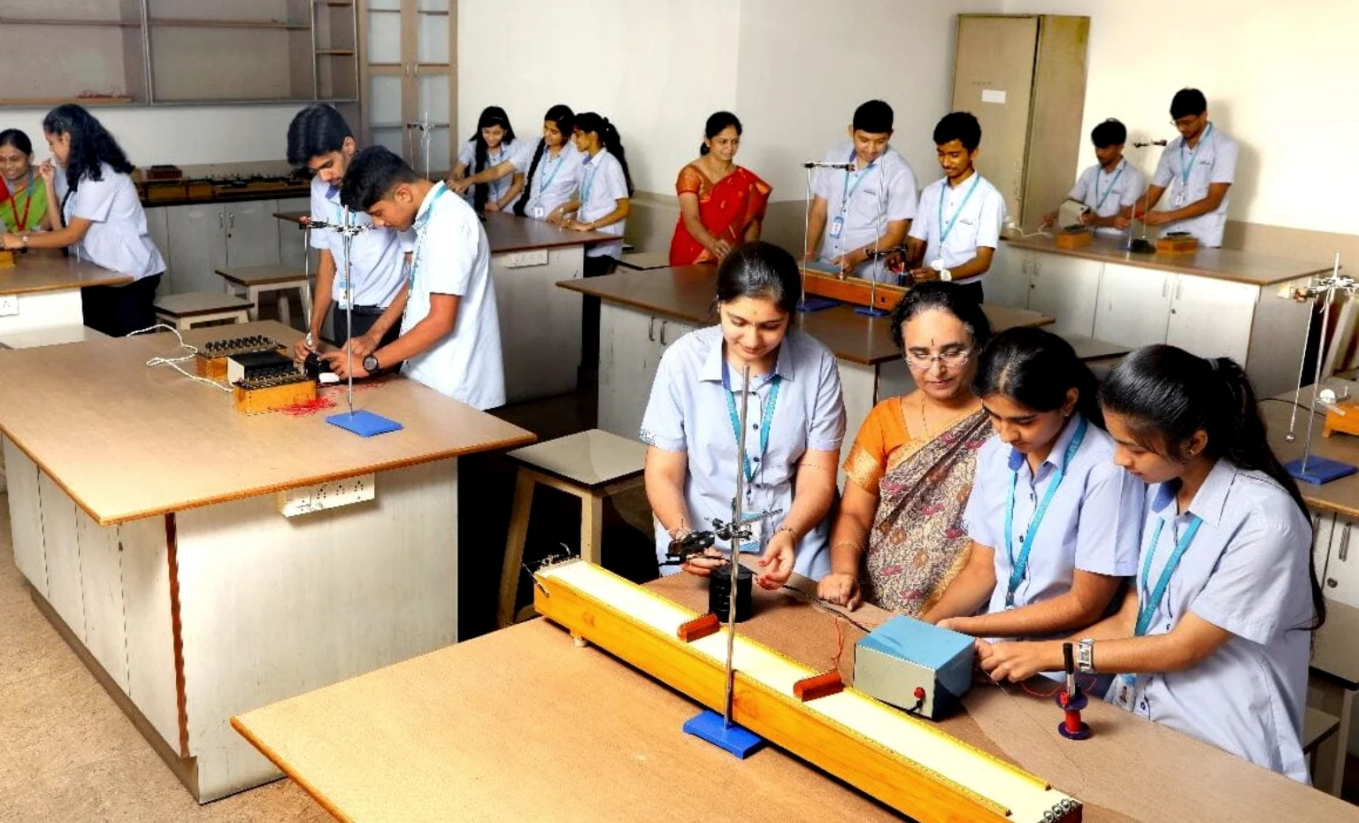 ASC-VES PU College science laboratory for practical learning